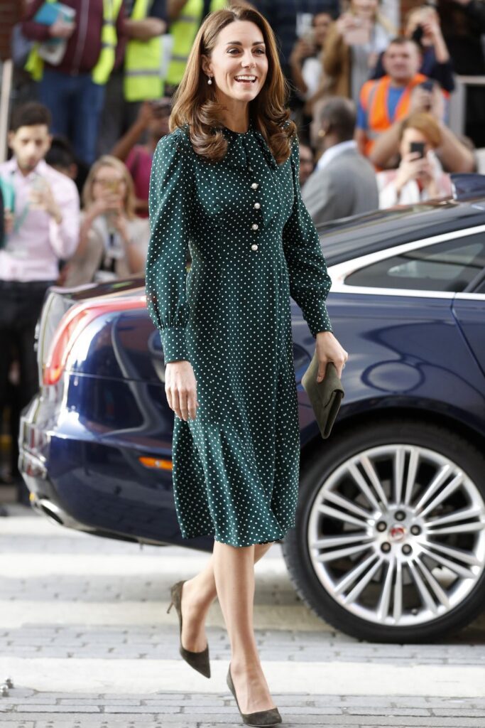 35 Classy Kate Middleton Outfits To Look Like Royalty